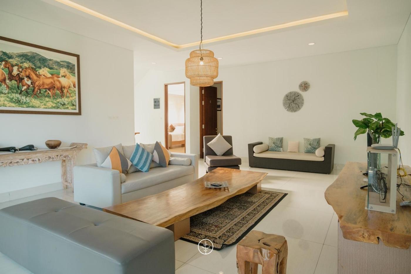 Villa Narwastu Hill View 6 Bedrooms With A Private Swimming Pool *