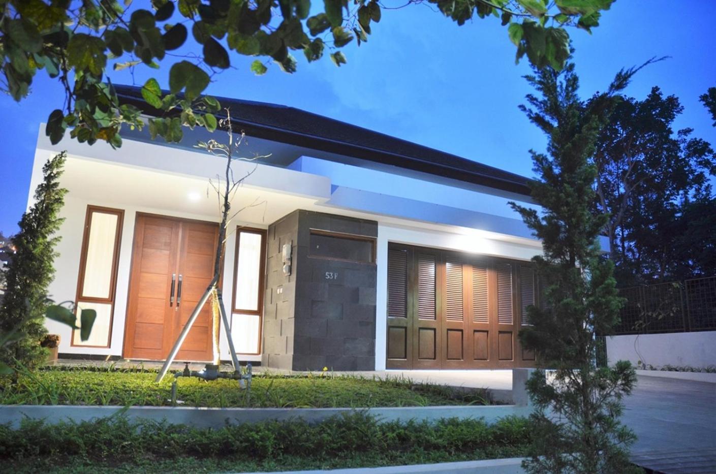 Narwastu Hill View 6 Bedrooms With A Private Swimming Pool Villa Bandung